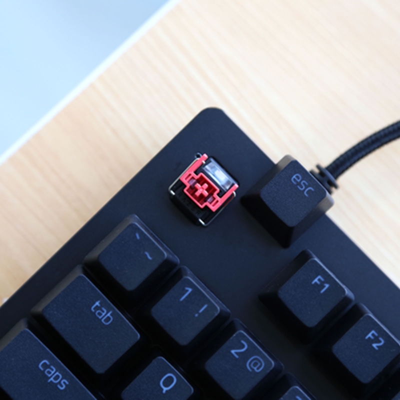 4 قطعة V2 Slient Liner الأحمر  - مراجعة Gaming Accessories Aesthetic وسعره