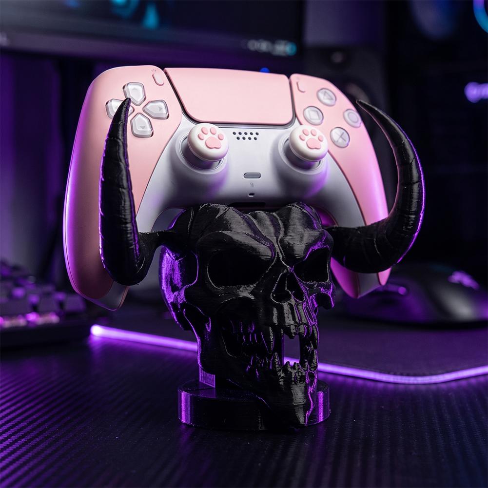 حامل فريد لوحدة التحكم على شكل - مراجعة Accessories For Your Gaming Room وسعره